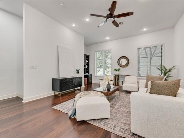 3210  Carlisle Street  52, Dallas Texas 75204