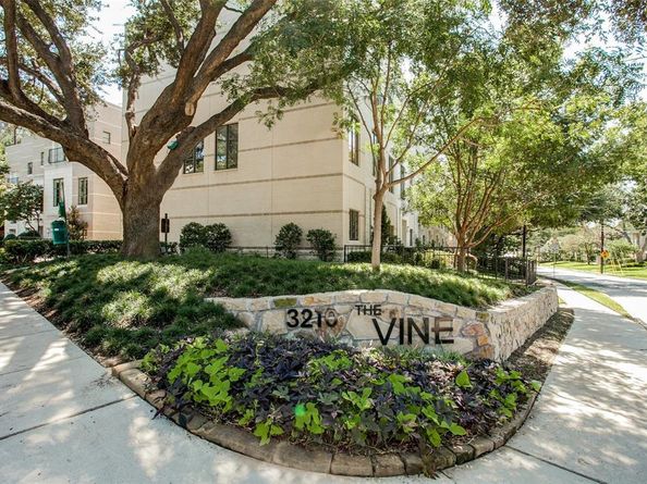 3210  Carlisle Street  52, Dallas Texas 75204