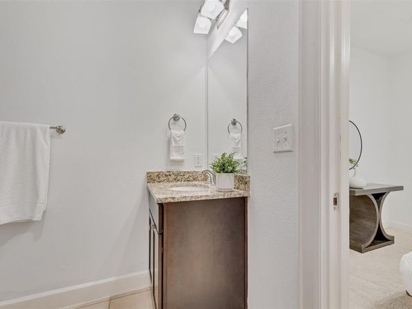 3210  Carlisle Street  52, Dallas Texas 75204