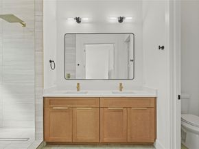 848 W Canty Street , Dallas Texas 75208
