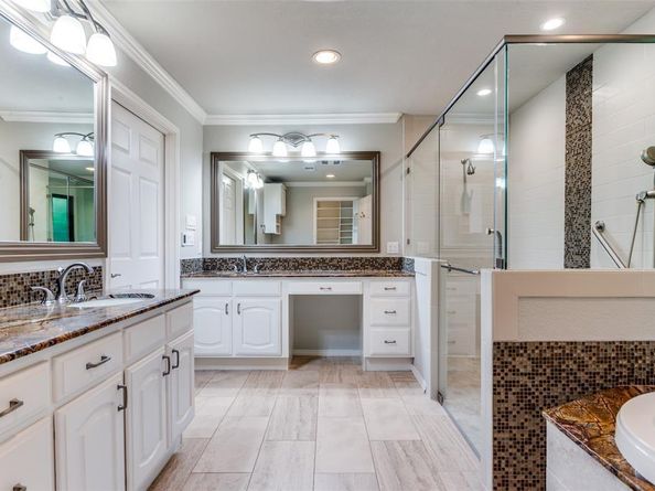 6724  River Bend Road , Fort Worth Texas 76132