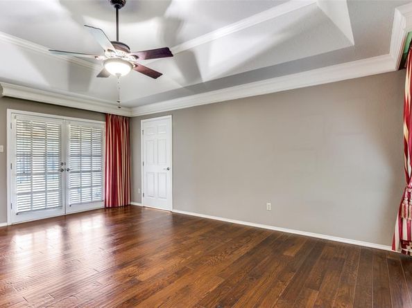 6724  River Bend Road , Fort Worth Texas 76132