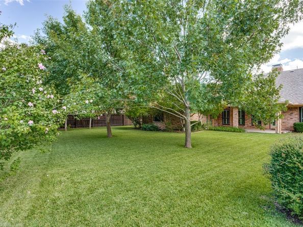 6724  River Bend Road , Fort Worth Texas 76132