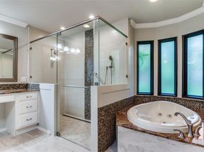 6724  River Bend Road , Fort Worth Texas 76132