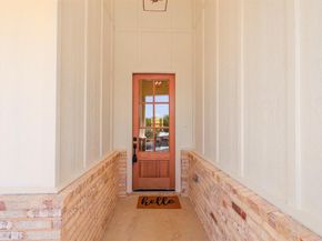 2829  Avenue L  , Fort Worth Texas 76105