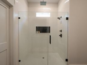 2829  Avenue L  , Fort Worth Texas 76105
