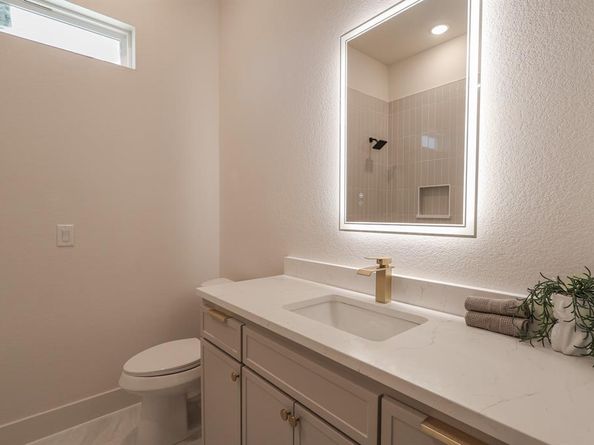 2829  Avenue L  , Fort Worth Texas 76105