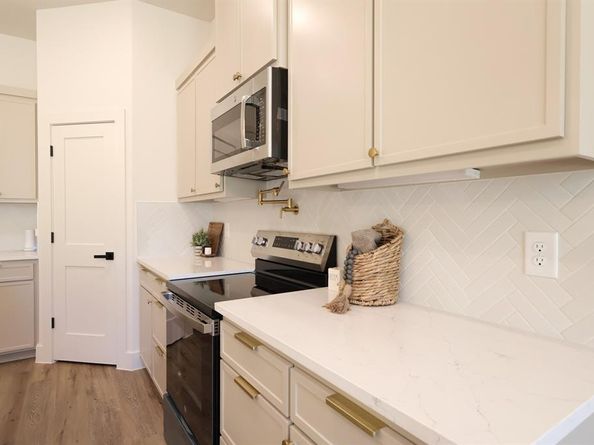 2829  Avenue L  , Fort Worth Texas 76105