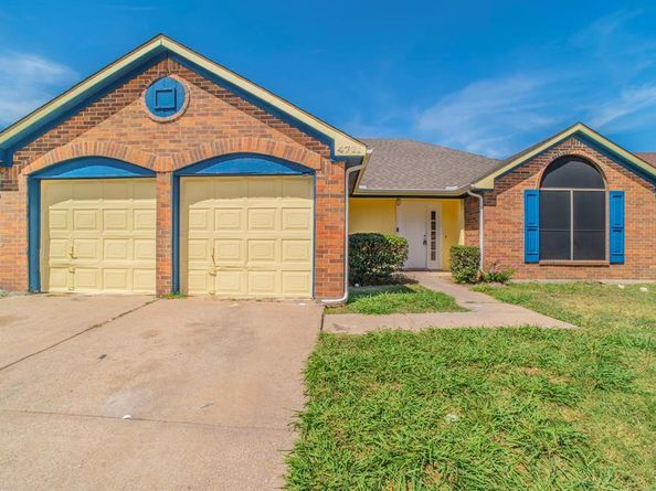4711  Waxwing Drive , Arlington Texas 76018
