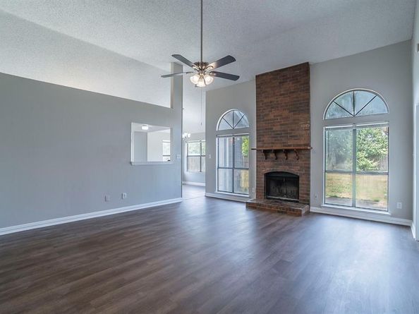 4711  Waxwing Drive , Arlington Texas 76018