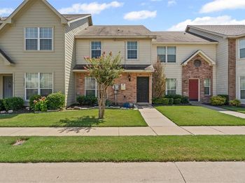 5749  Giddyup Lane 