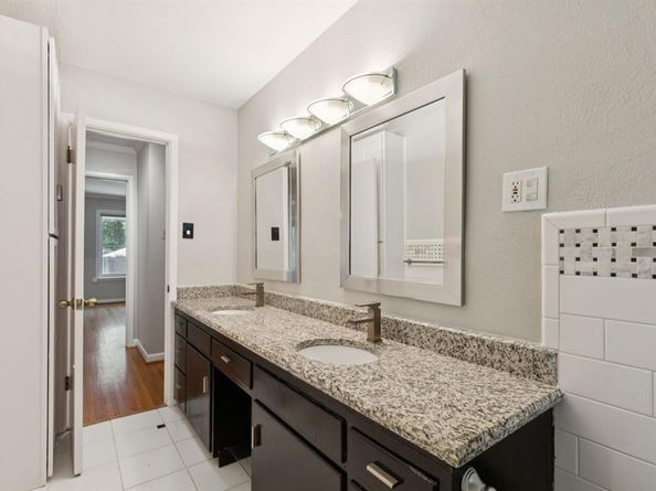1611  Driftwood Drive , Dallas Texas 75224