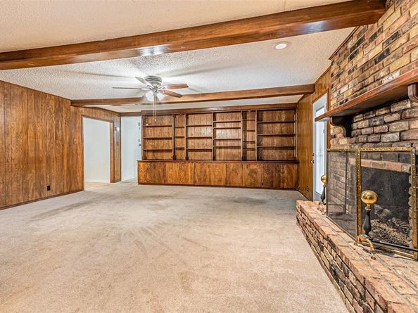 757  Knollridge Drive , Lewisville Texas 75077