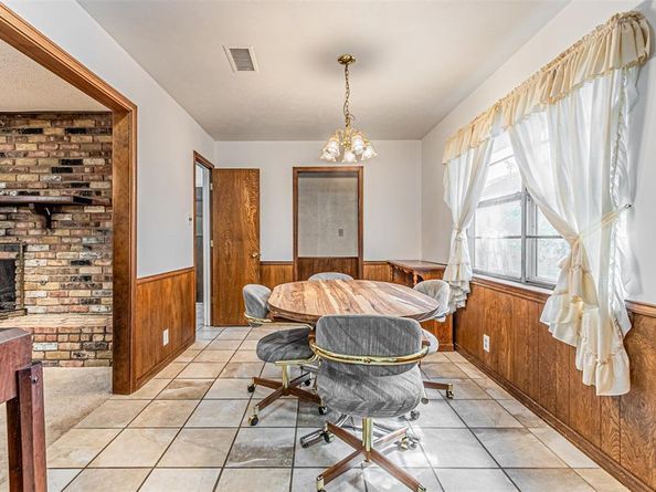 757  Knollridge Drive , Lewisville Texas 75077