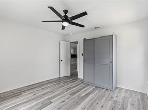 2327  Brookfield Avenue , Dallas Texas 75235