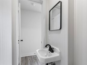 2327  Brookfield Avenue , Dallas Texas 75235