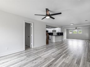 2327  Brookfield Avenue , Dallas Texas 75235
