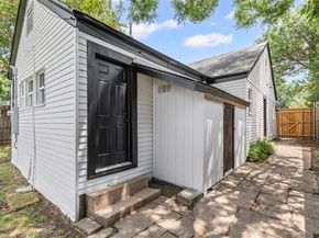 2327  Brookfield Avenue , Dallas Texas 75235