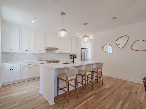 7207  Gaston Avenue  1403, Dallas Texas 75214