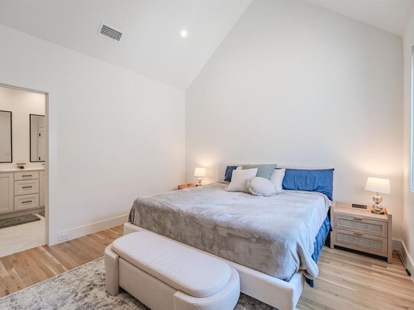7207  Gaston Avenue  1403, Dallas Texas 75214