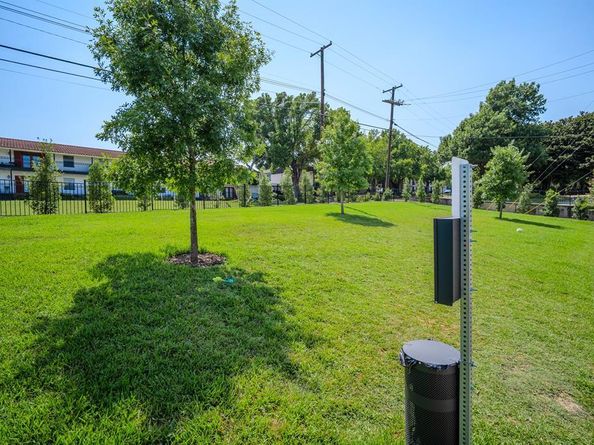7207  Gaston Avenue  1403, Dallas Texas 75214