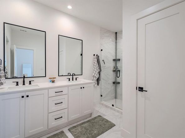 7207  Gaston Avenue  1403, Dallas Texas 75214