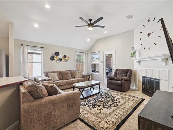 12117  Macaroon Lane , Fort Worth Texas 76244