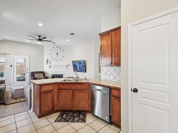 12117  Macaroon Lane , Fort Worth Texas 76244