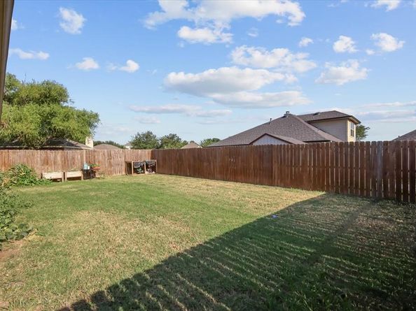 12117  Macaroon Lane , Fort Worth Texas 76244