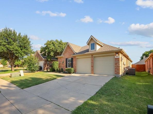 12117  Macaroon Lane , Fort Worth Texas 76244