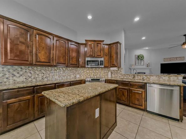 1415  Phelps Lake Drive , Rockwall Texas 75087