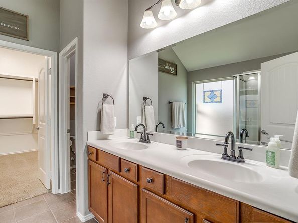 10513  Patron Trail , Fort Worth Texas 76108