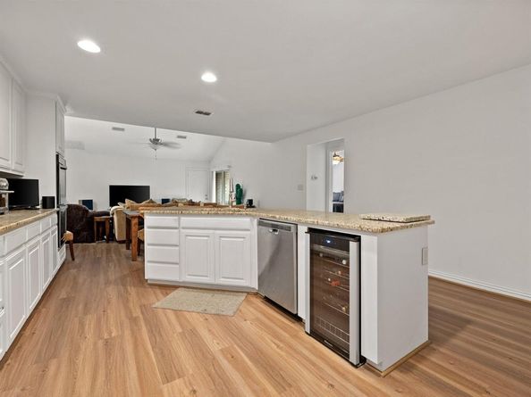 6504  Lago Vista Drive , Benbrook Texas 76132