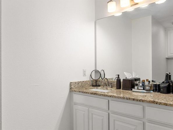 6504  Lago Vista Drive , Benbrook Texas 76132