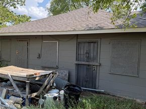 1415  Edgemont Avenue , Dallas Texas 75216