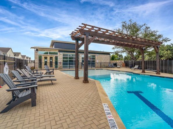 9905  Hennings Street , Irving Texas 75063