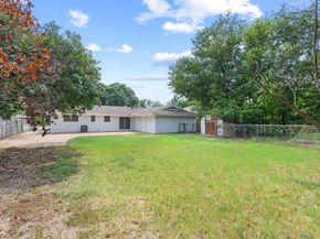 405  Vernon Castle Avenue , Benbrook Texas 76126