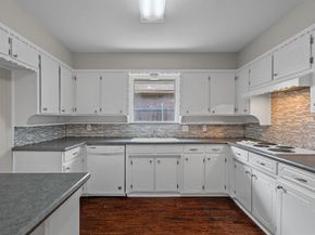 405  Vernon Castle Avenue , Benbrook Texas 76126