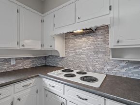 405  Vernon Castle Avenue , Benbrook Texas 76126