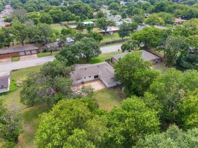 405  Vernon Castle Avenue , Benbrook Texas 76126