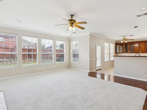 2501  Clear Ridge Drive , Garland Texas 75044