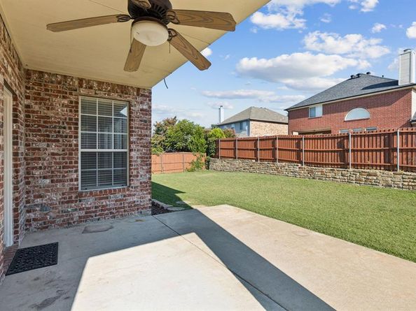 2501  Clear Ridge Drive , Garland Texas 75044