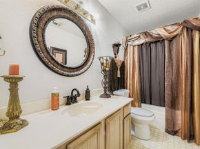 6706  Clear Creek Drive , Arlington Texas 76001