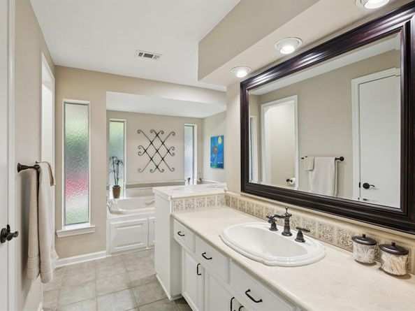 9519  Robin Meadow Drive , Dallas Texas 75243