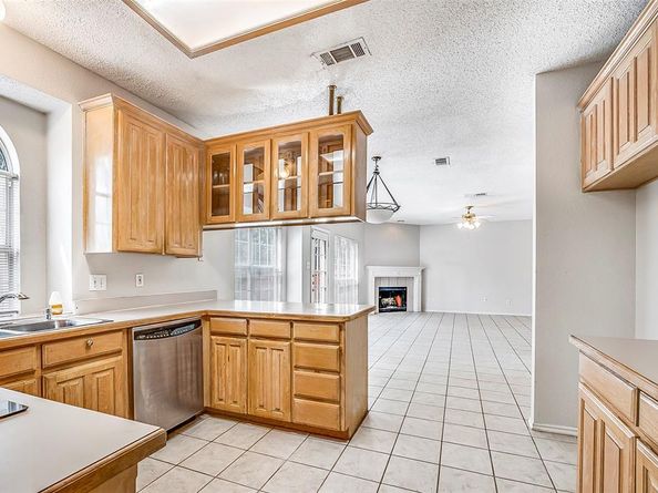 4326  Vine Ridge Court , Arlington Texas 76017