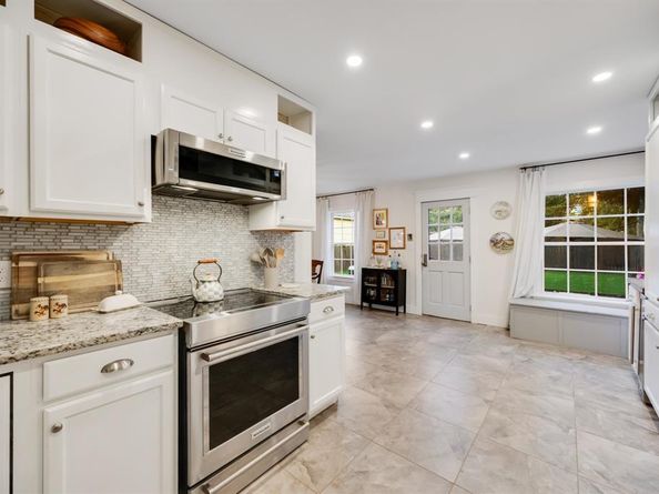 5029  Locke Avenue , Fort Worth Texas 76107