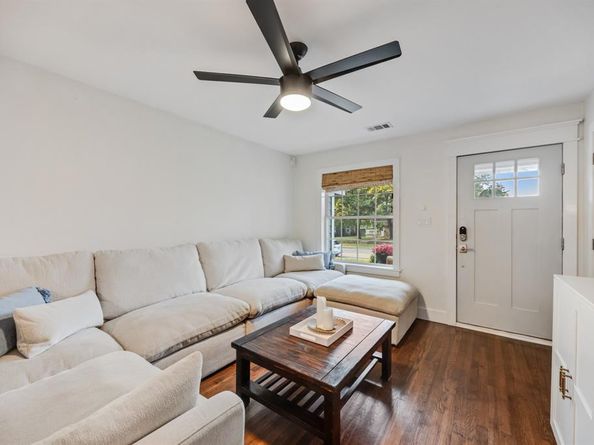 5029  Locke Avenue , Fort Worth Texas 76107