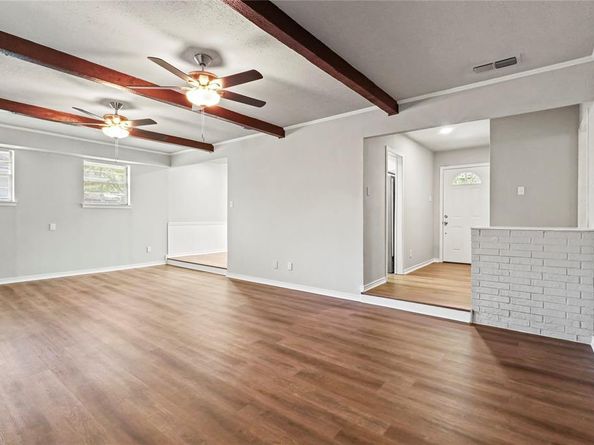 1223  Honor Circle , DeSoto Texas 75115