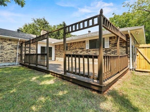 1223  Honor Circle , DeSoto Texas 75115