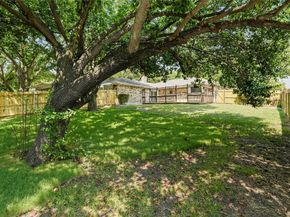 1223  Honor Circle , DeSoto Texas 75115